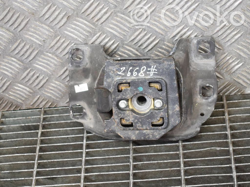 Ford Focus Gearbox mount 