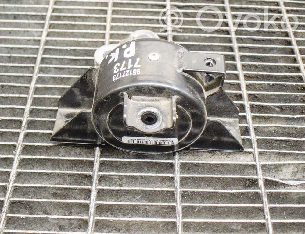 Opel Mokka Engine mount bracket 