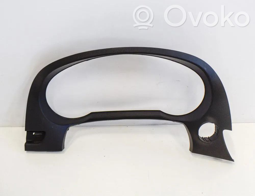 Mazda 6 Moldura del panel 