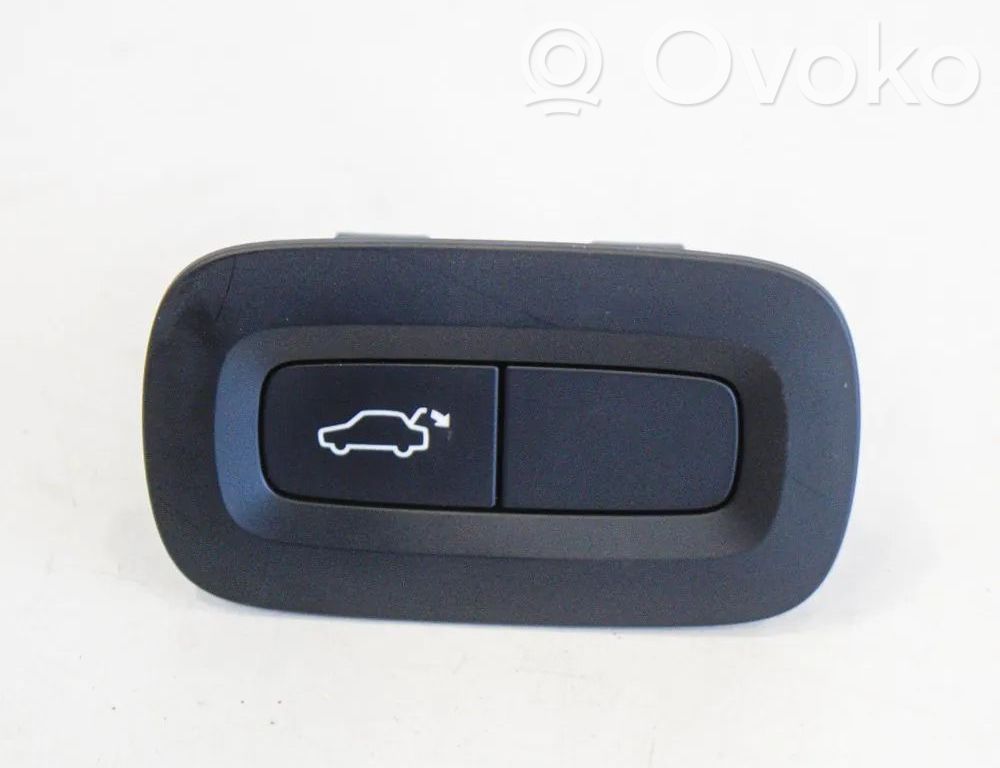 Volvo S90, V90 Tailgate/boot open switch button 