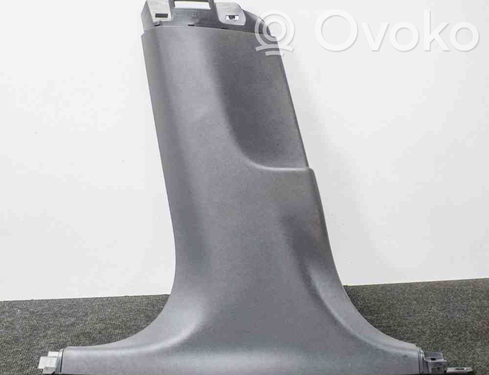 Tesla Model 3 Pilar (B) (inferior) 