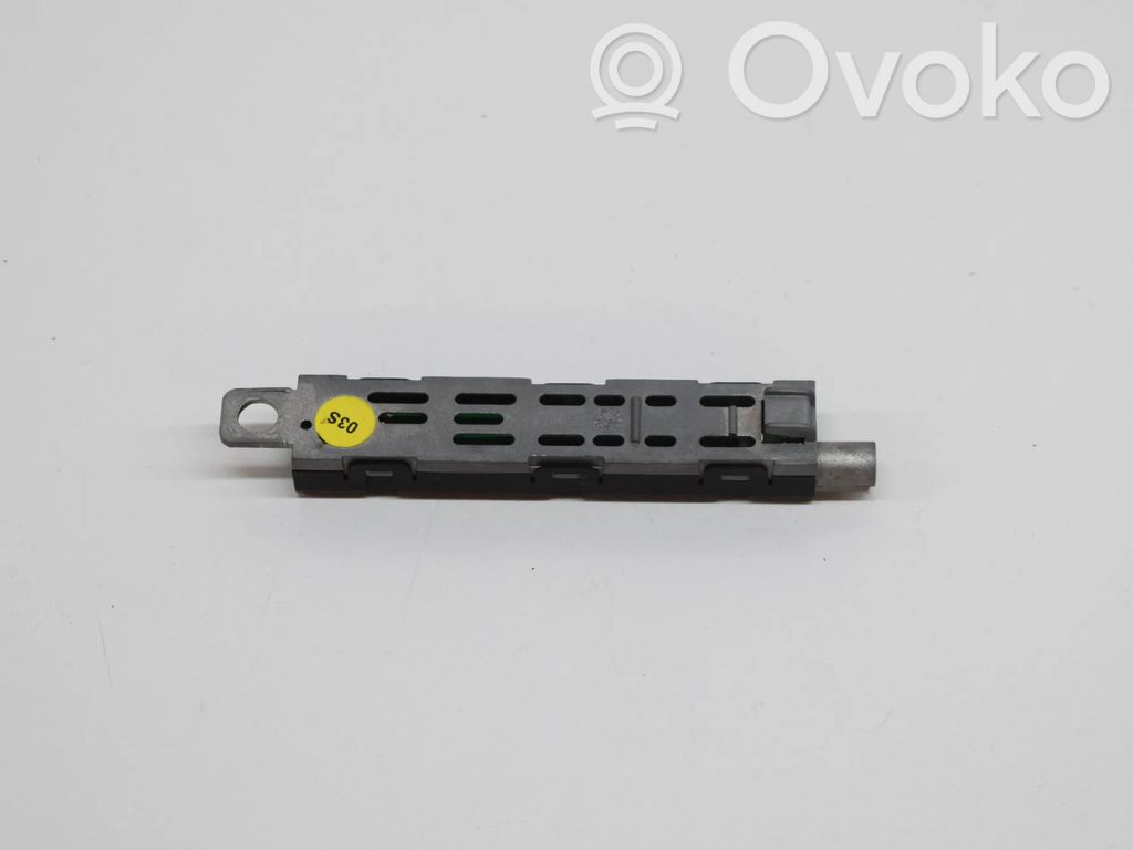 Audi A1 Antenos stiprintuvas 