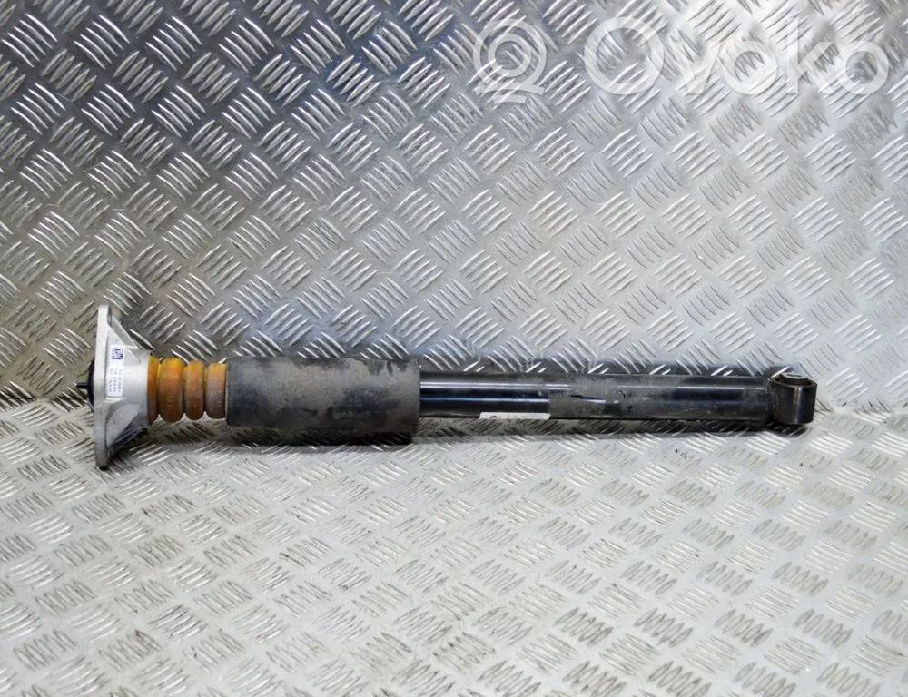 BMW 2 F46 Ammortizzatore posteriore 