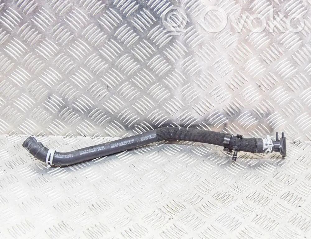 Porsche 911 992 Tubo flessibile del liquido di raffreddamento del motore 