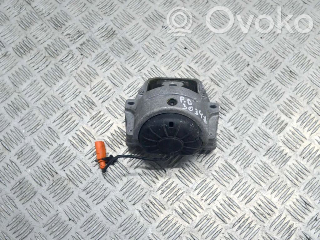 Soporte de montaje del motor