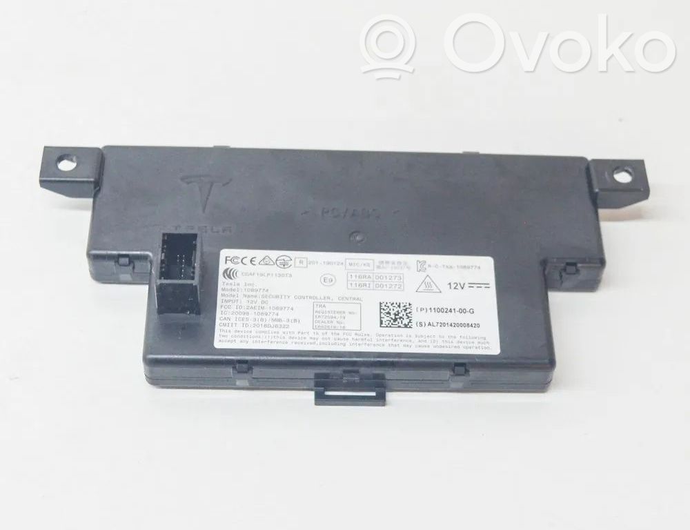 Tesla Model 3 Door central lock control unit/module 