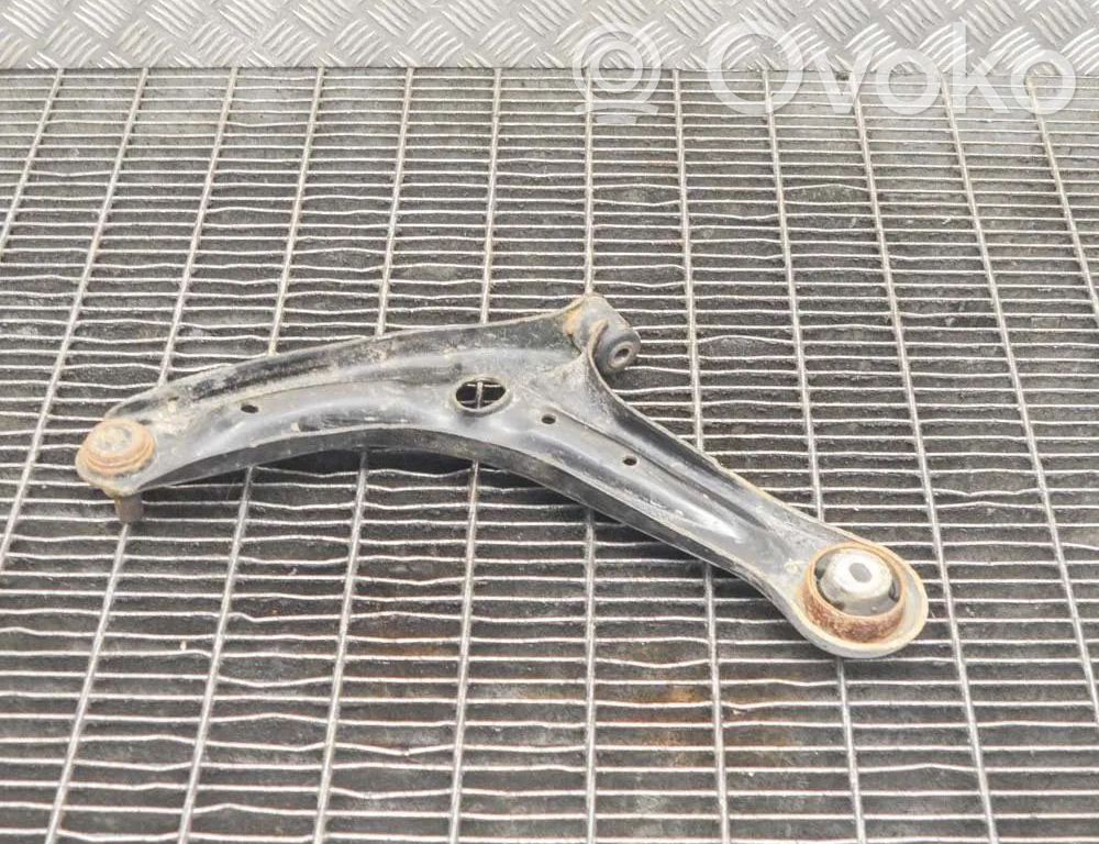 Ford Fiesta Priekinė šakė 