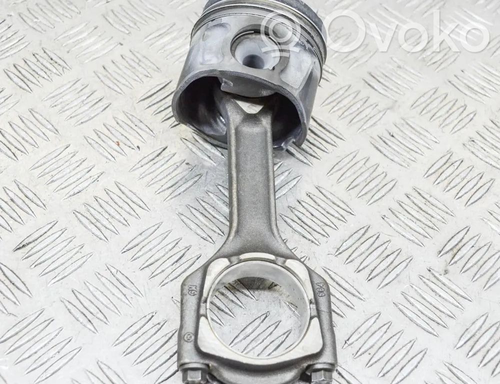 Opel Insignia A Kolben 
