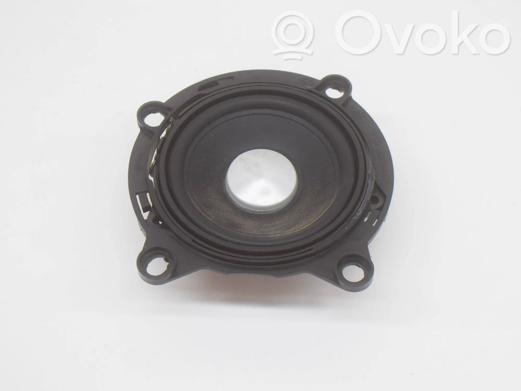 Land Rover Discovery 4 - LR4 Difuzor ușă spate 