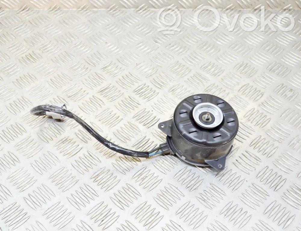 Lexus NX Elektryczny wentylator chłodnicy 