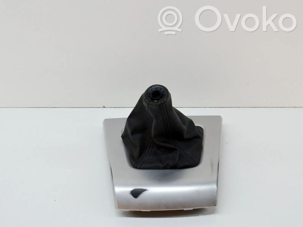 Mazda 5 Gear lever shifter trim leather/knob 