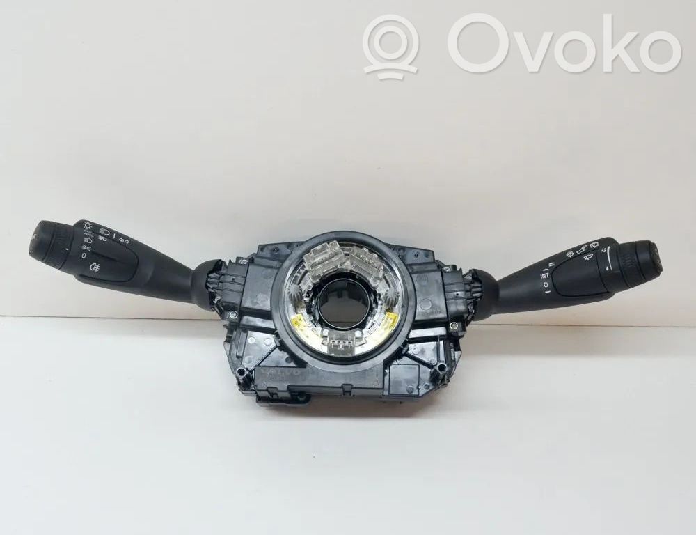 Volvo XC40 Indicator stalk 