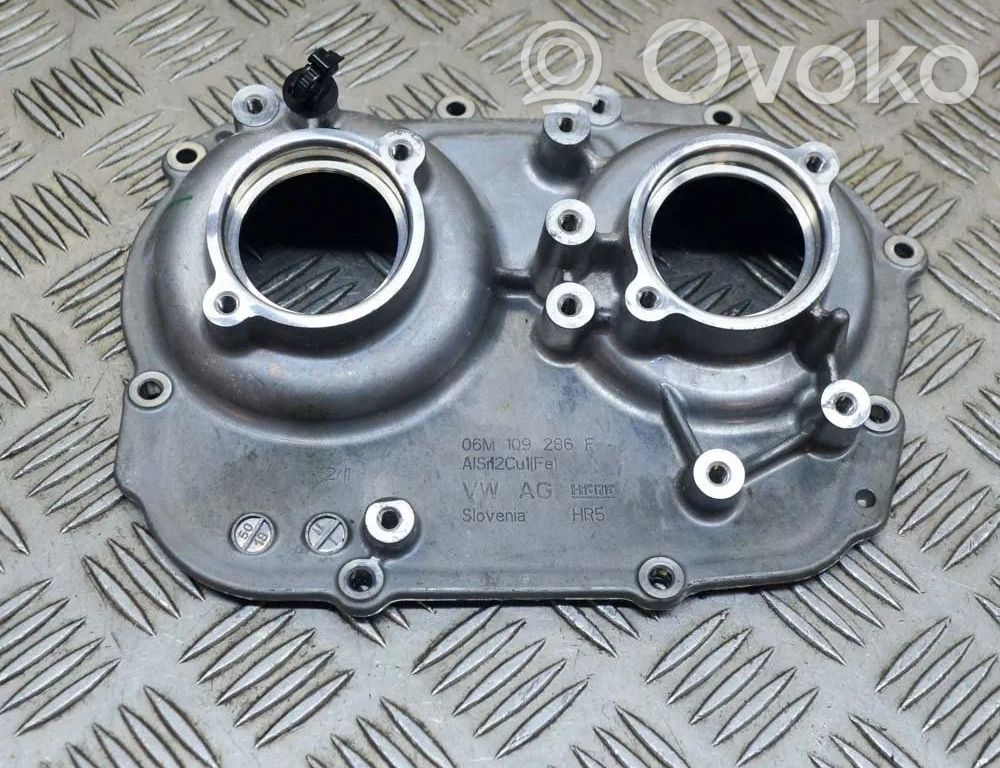 Audi A7 S7 4K8 Kita variklio galvutės detalė 