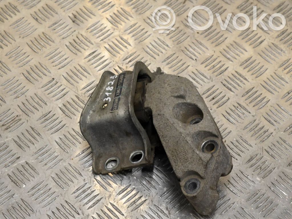 Peugeot Boxer Engine mount bracket 