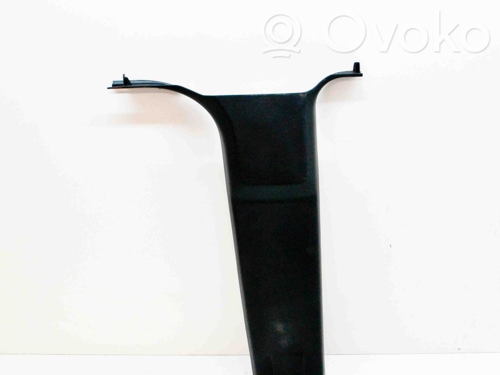 Dodge RAM 1500 DS Pilar (B) (inferior) 
