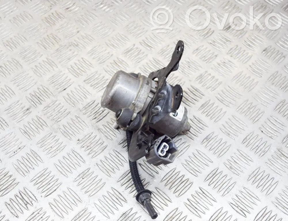Opel Mokka Vacuum pump 