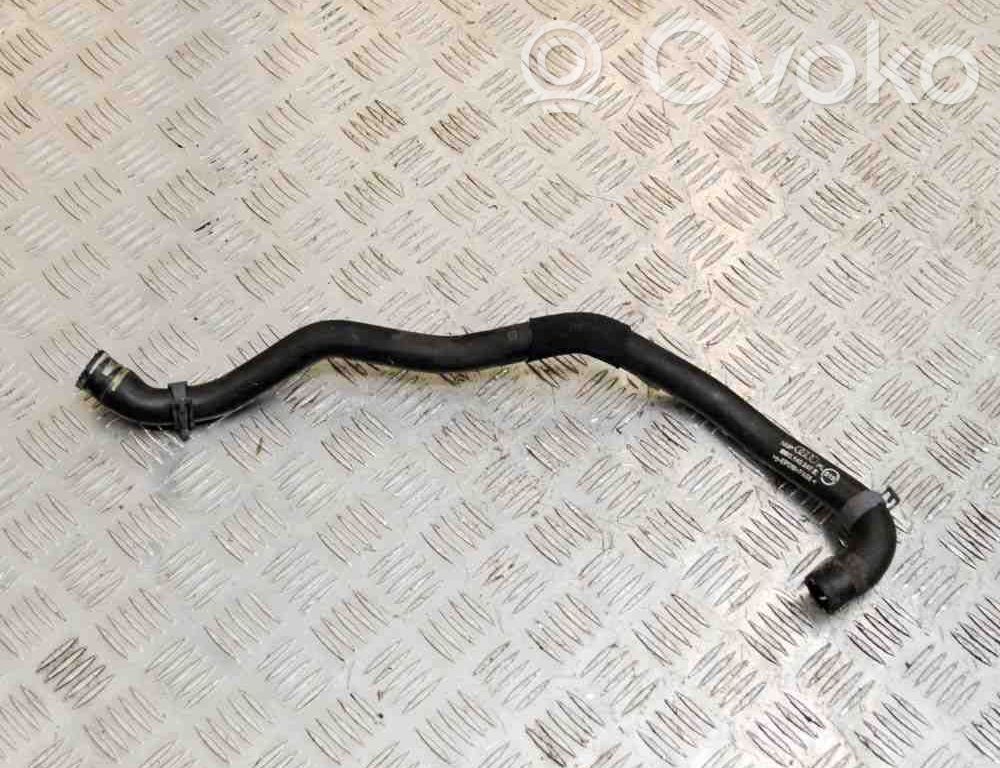 Audi A4 Allroad B9 Engine coolant pipe/hose 
