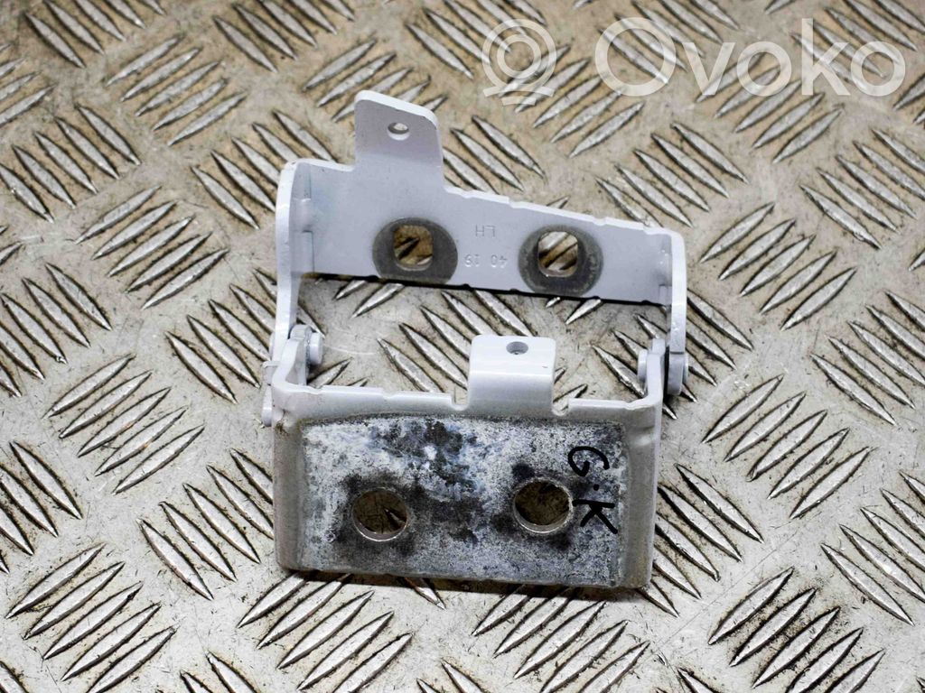 Tailgate/trunk/boot hinge   J9C342901A