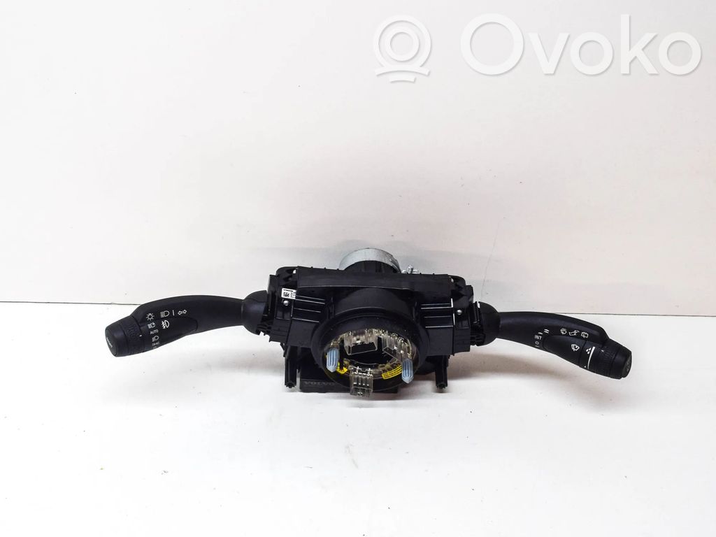 Volvo XC40 Indicator stalk 