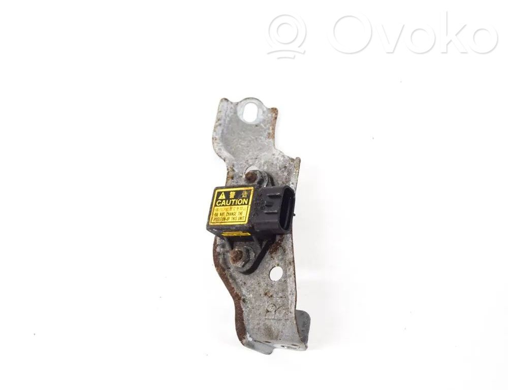 Toyota Land Cruiser (J100) Sensor de aceleración