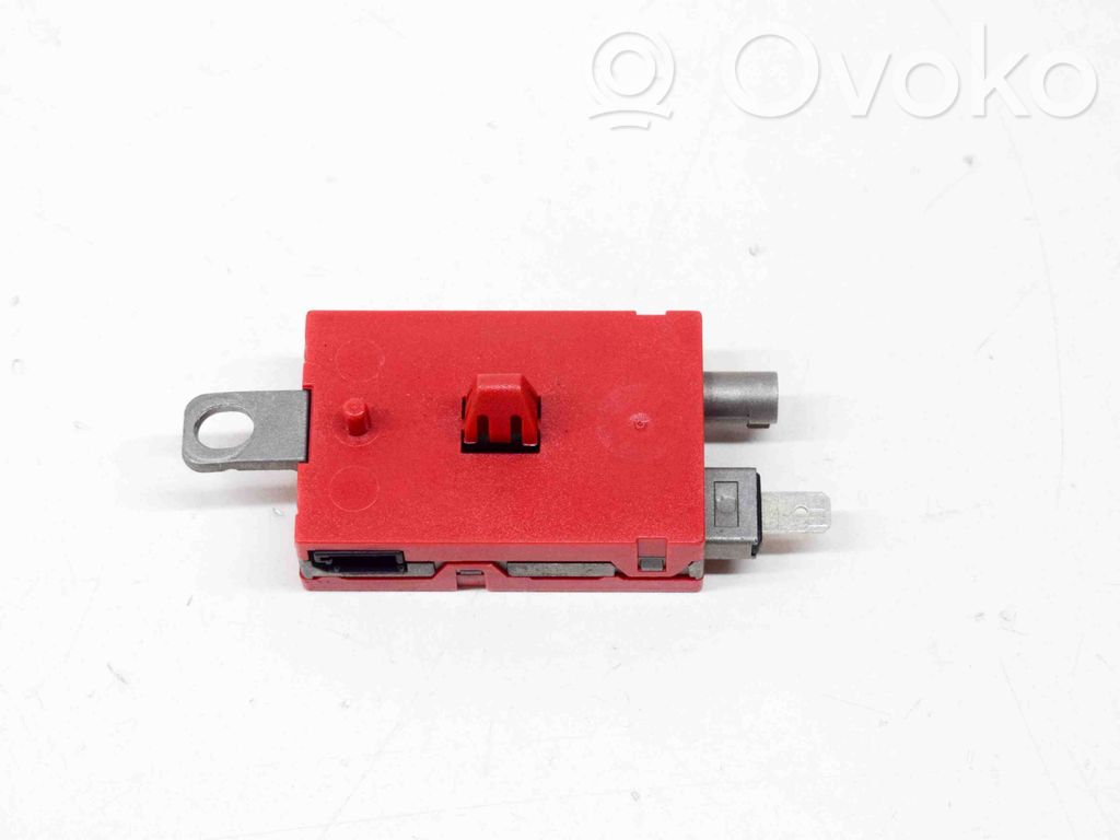 Land Rover Discovery Sport Amplificator antenă aeriană 
