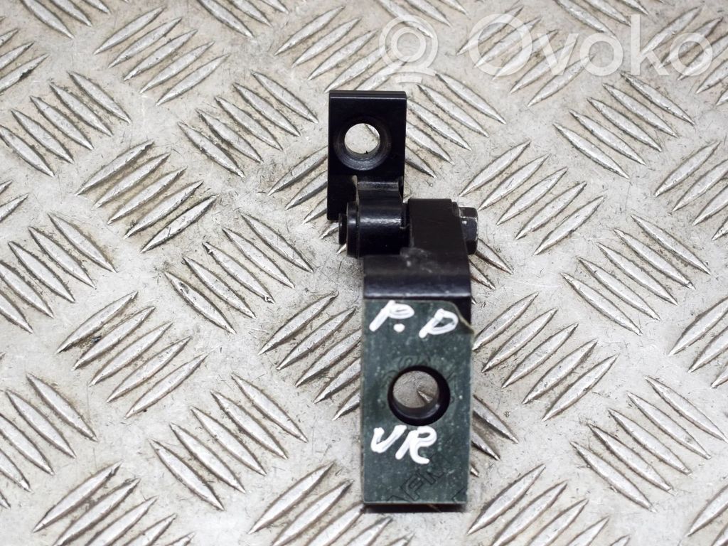 BMW i3 Front door upper hinge 