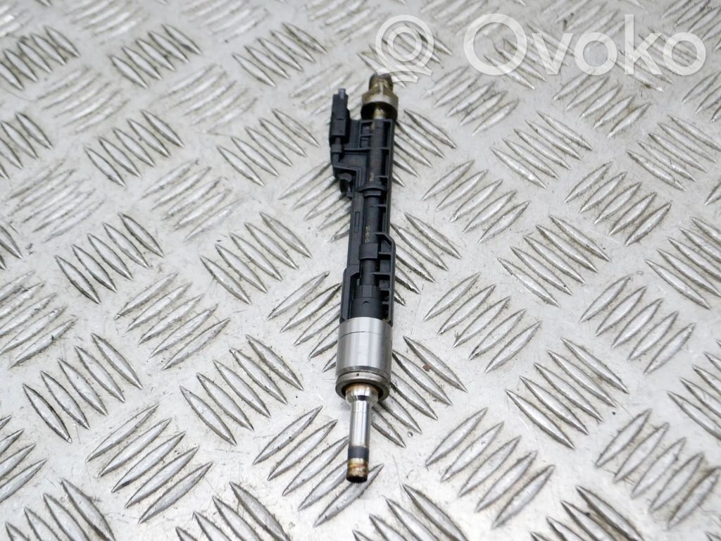 BMW 5 F10 F11 Polttoainesuutin 