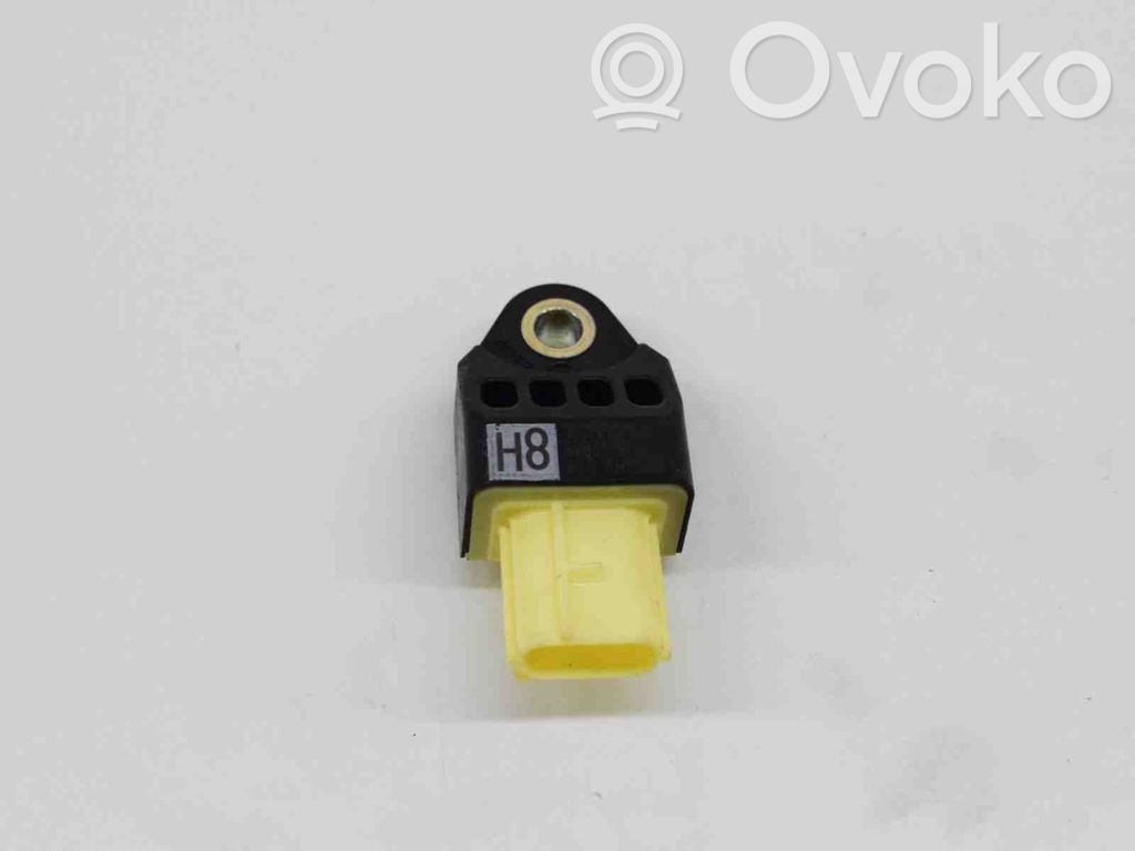 Toyota Yaris Sensore d’urto/d'impatto apertura airbag