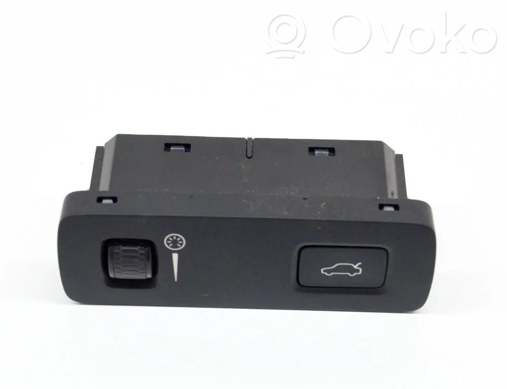 Tailgate/boot open switch button   31443873,P31443873