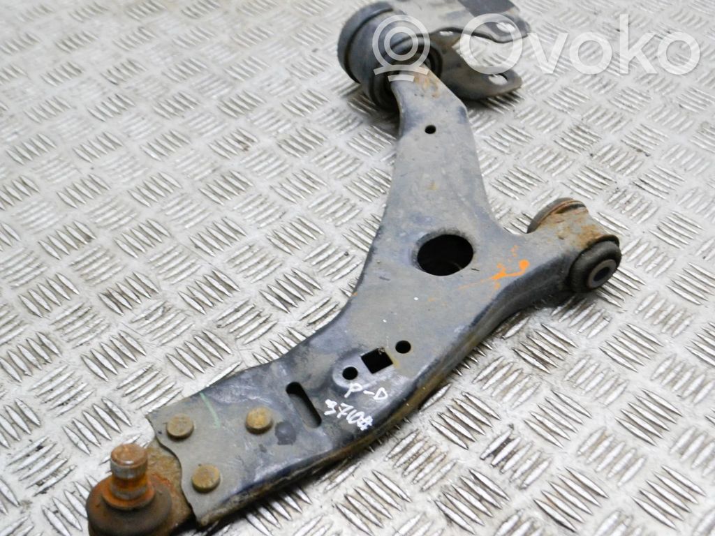 Ford Kuga II Priekinė šakė 