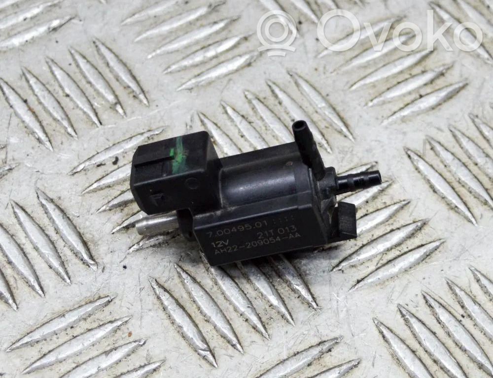 Land Rover Discovery 5 Solenoid supapă turbosuflantă