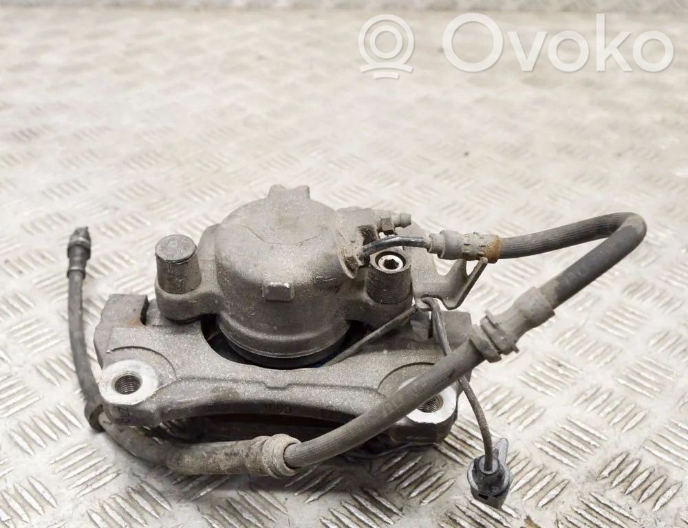 Caliper de freno delantero