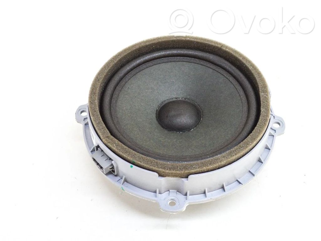 KIA Niro Enceinte de porte arrière 