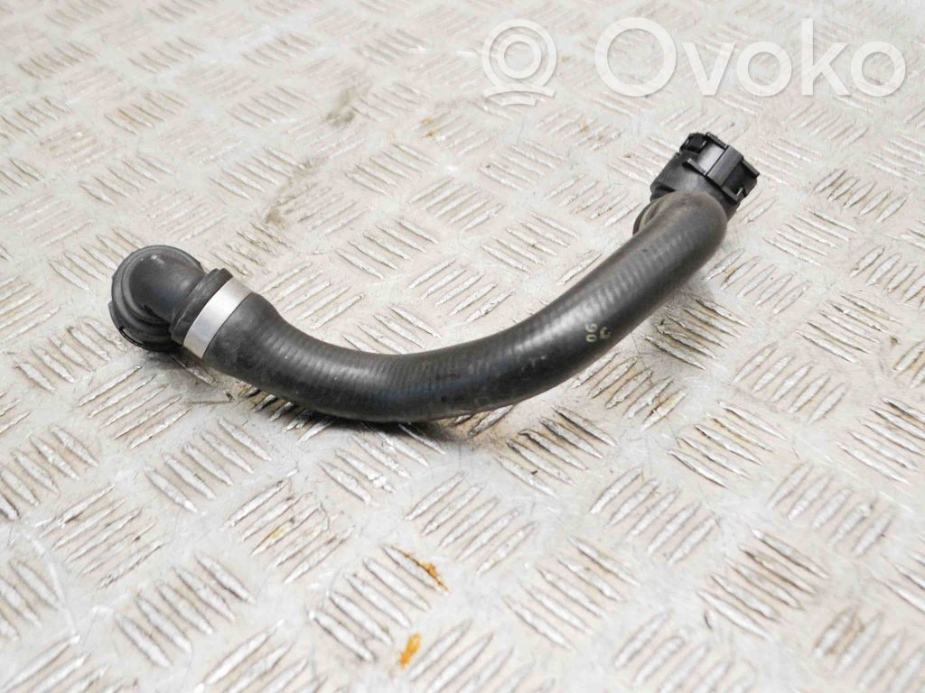 BMW M4 F82 F83 Engine coolant pipe/hose 