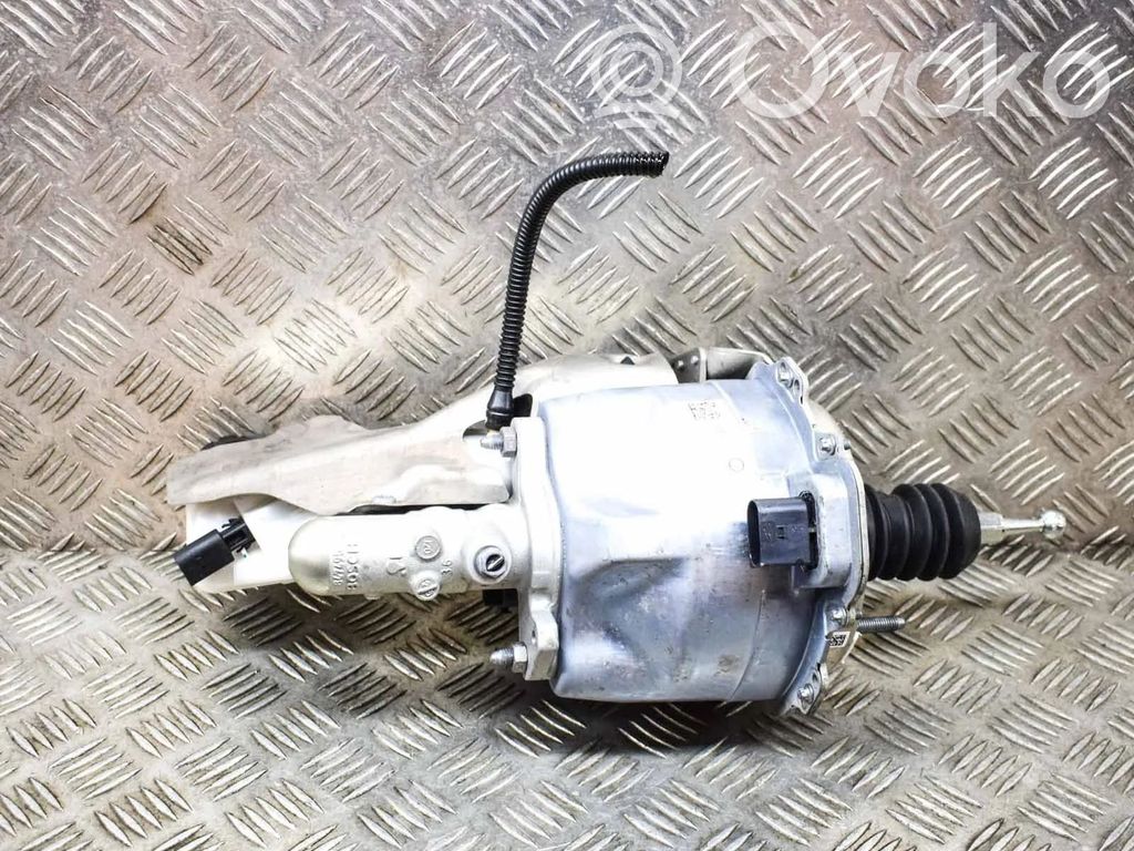 Volkswagen Golf VIII Servo-frein 