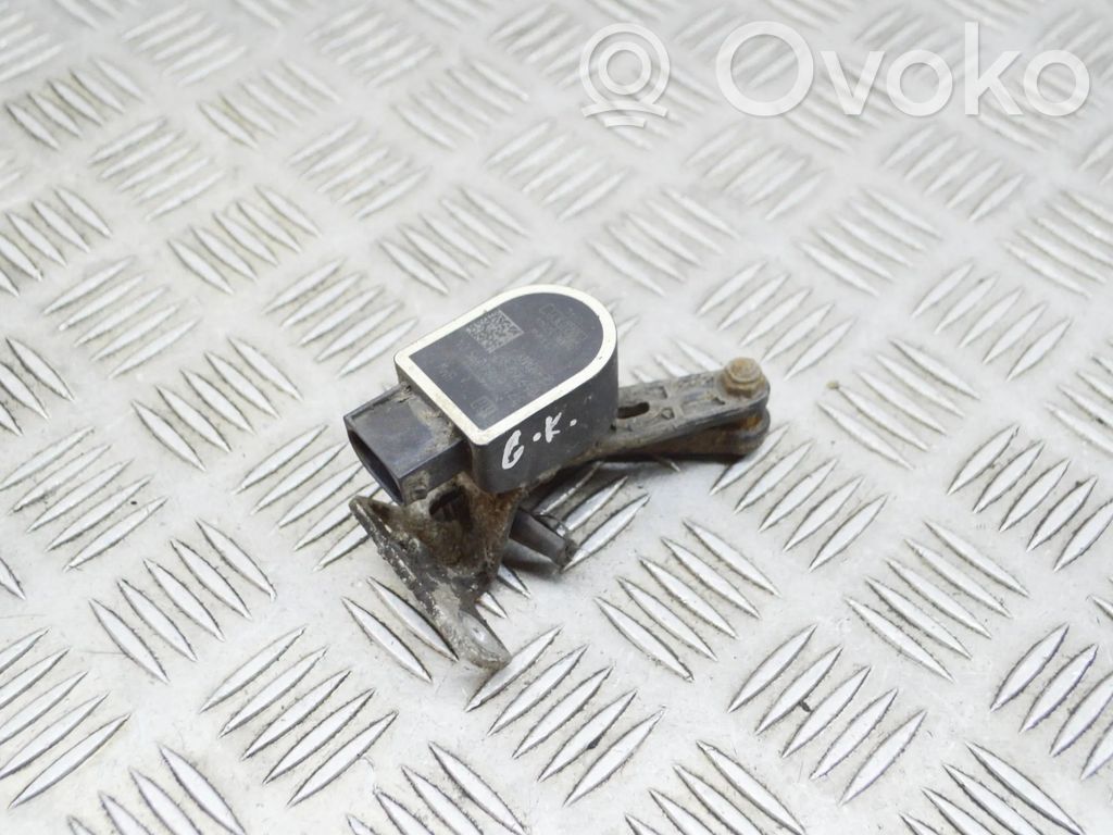 BMW 5 F10 F11 Czujnik poziomowania tylnego zawieszenia pneumatycznego 