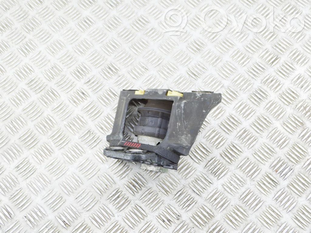 Volvo S90, V90 Engine mount bracket 