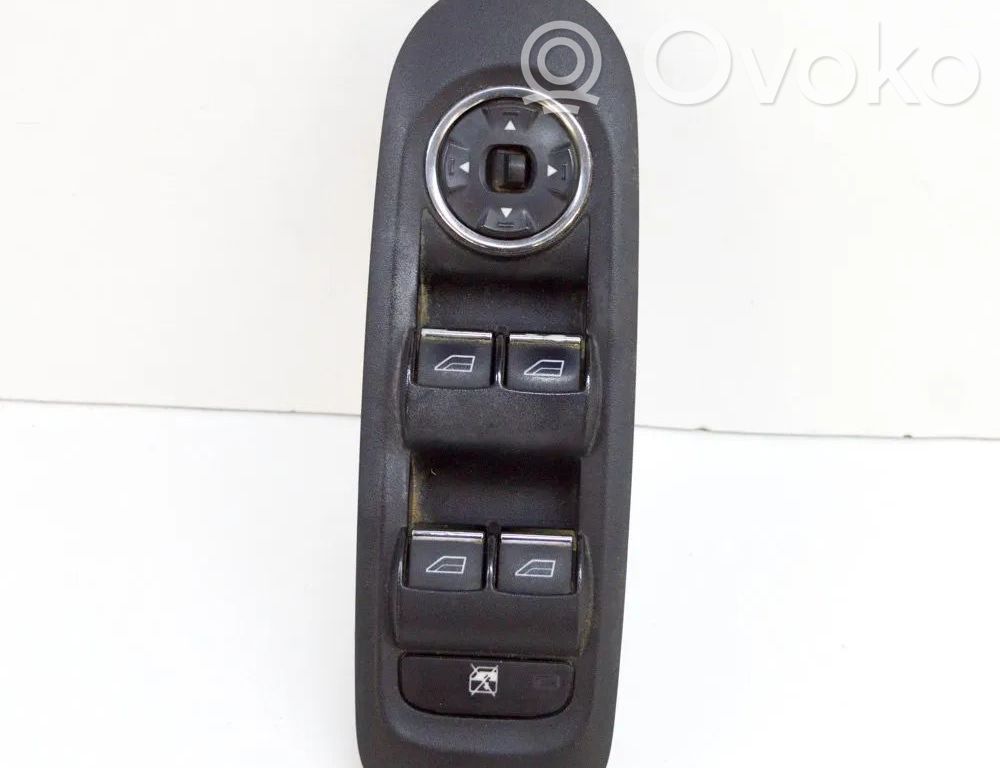 Ford Mondeo MK IV Elektrisko logu slēdzis 