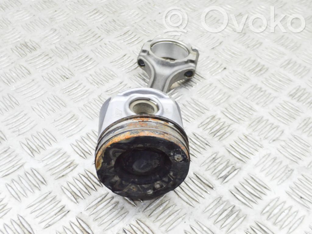 Toyota Hilux (AN120, AN130) Piston 