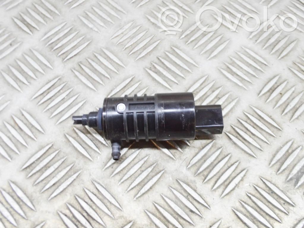 Tesla Model 3 Windscreen/windshield washer pump 