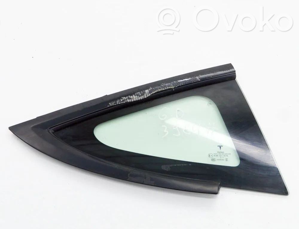Tesla Model 3 Rear side window 