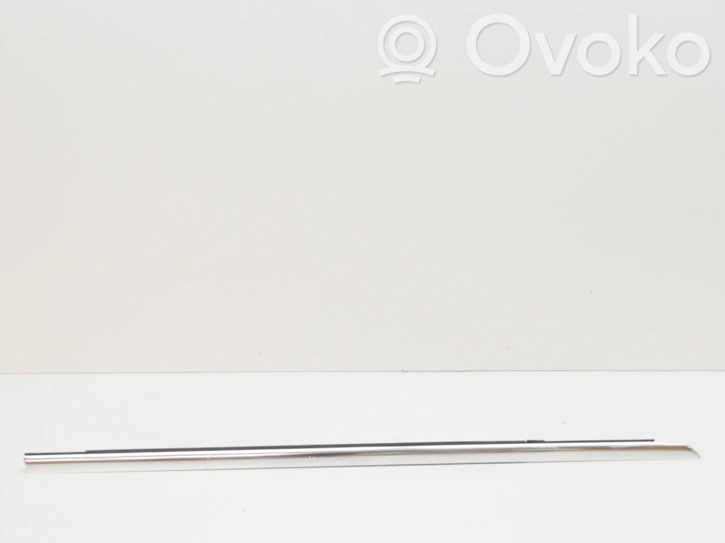 Mercedes-Benz C W205 Rivestimento del vetro della portiera