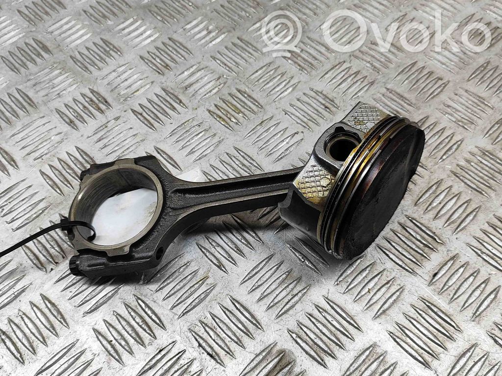 Pistón   FR3Z6108A,CR3Z6200B