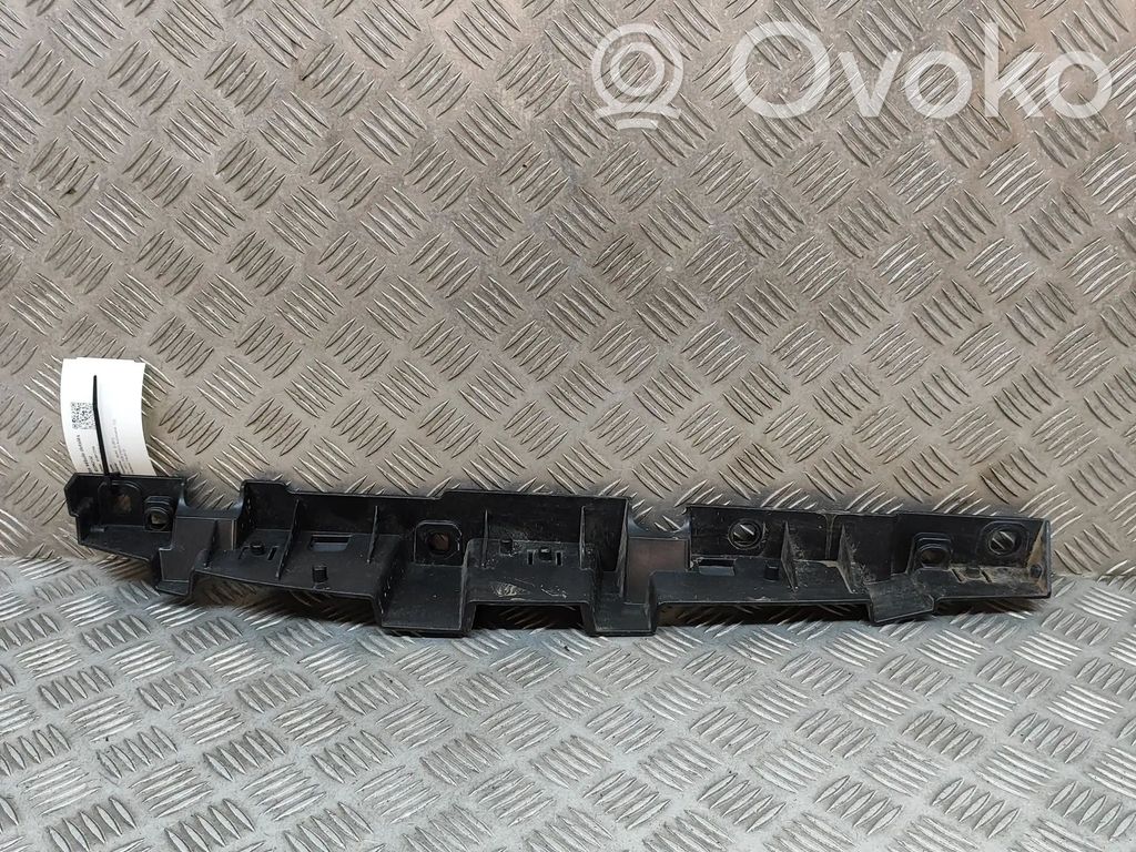 BMW i3 Fender mounting bracket 
