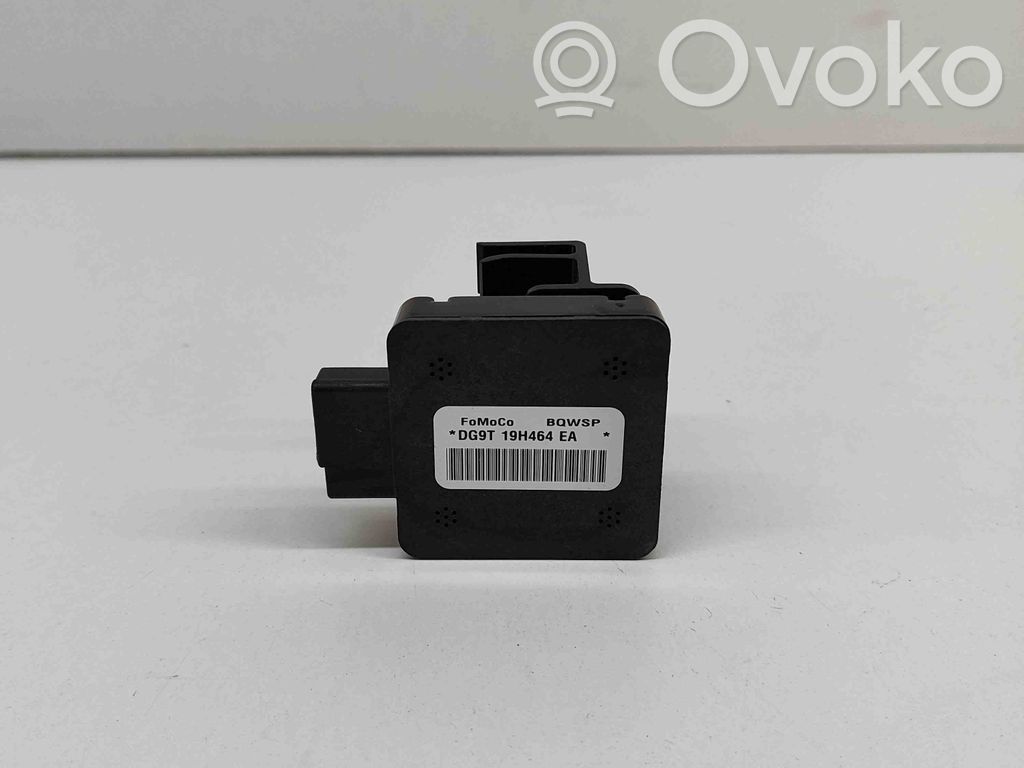 Ford Mondeo MK IV Aerial antenna amplifier 
