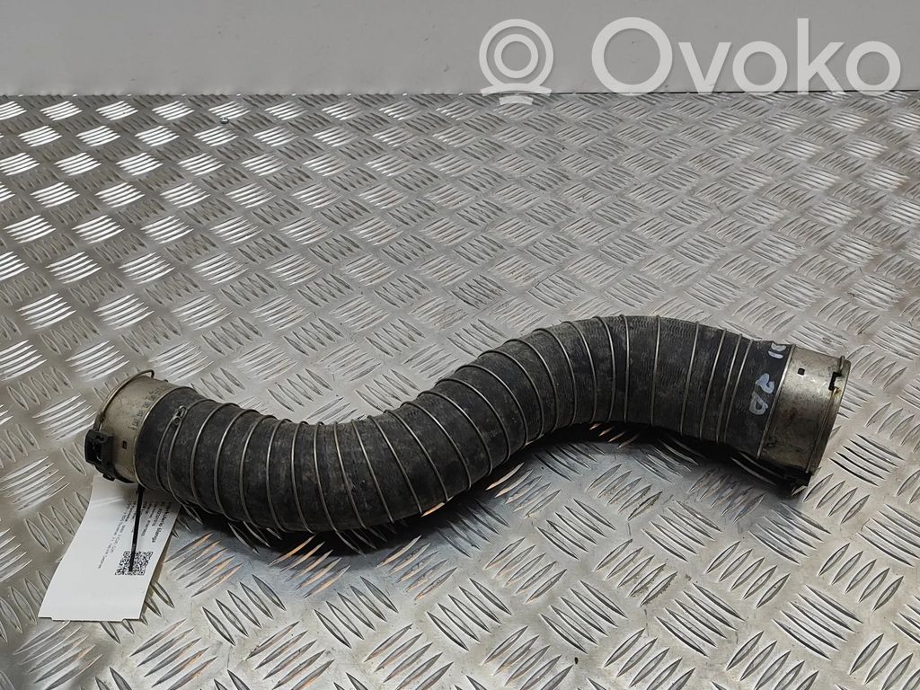 BMW 3 G20 G21 Wąż / Rura intercoolera 