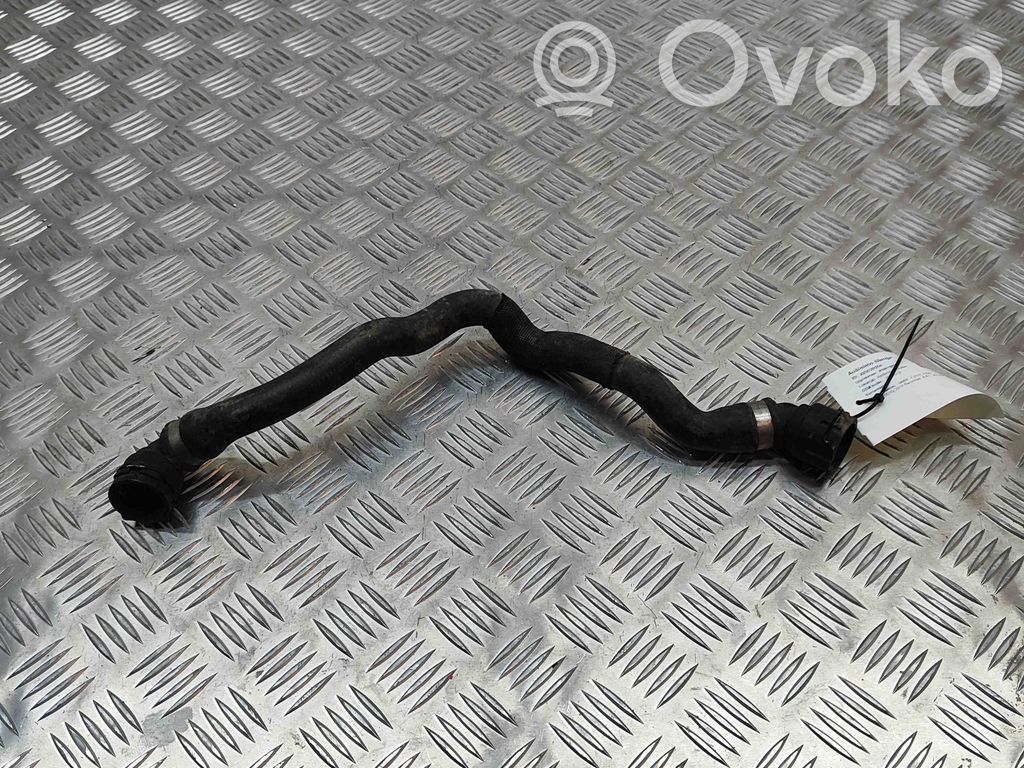 BMW 7 F01 F02 F03 F04 Tubo flessibile del liquido di raffreddamento del motore 