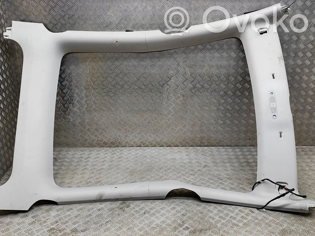 Tesla Model Y Headlining 