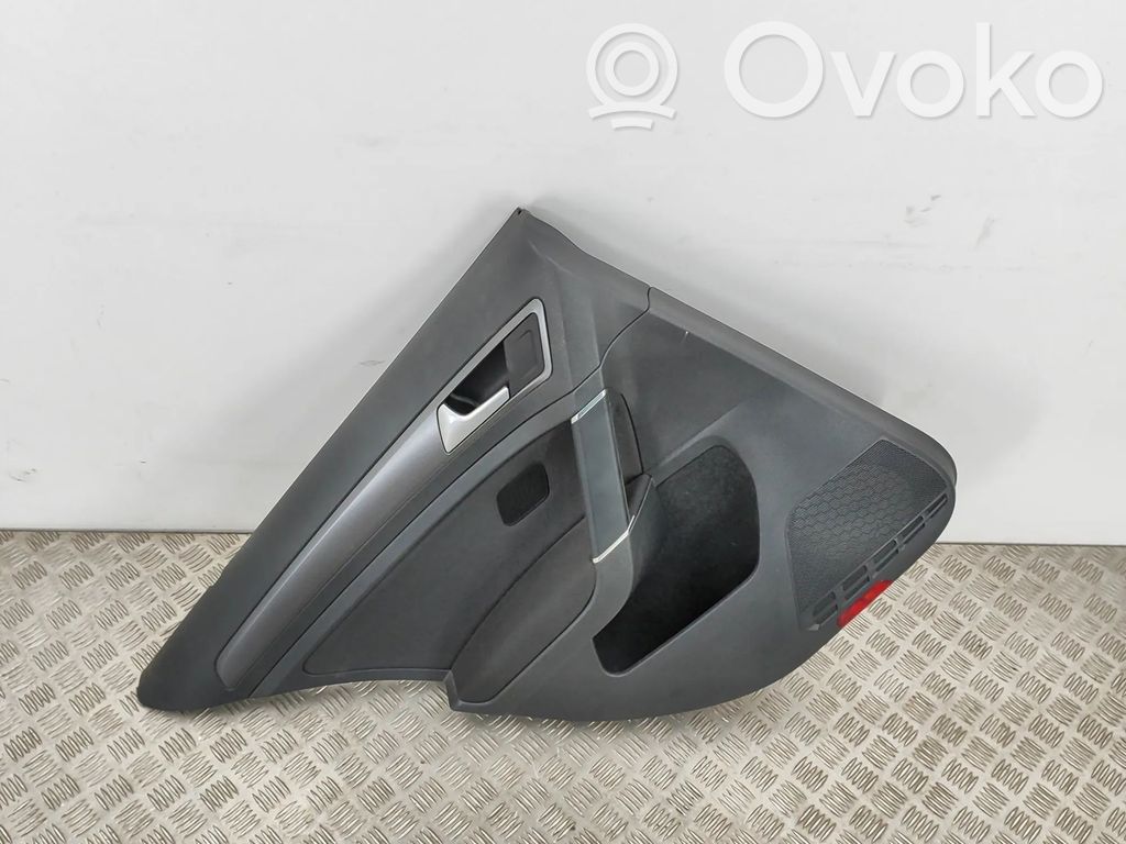 Volkswagen Golf VII Boczki / Poszycie drzwi tylnych 