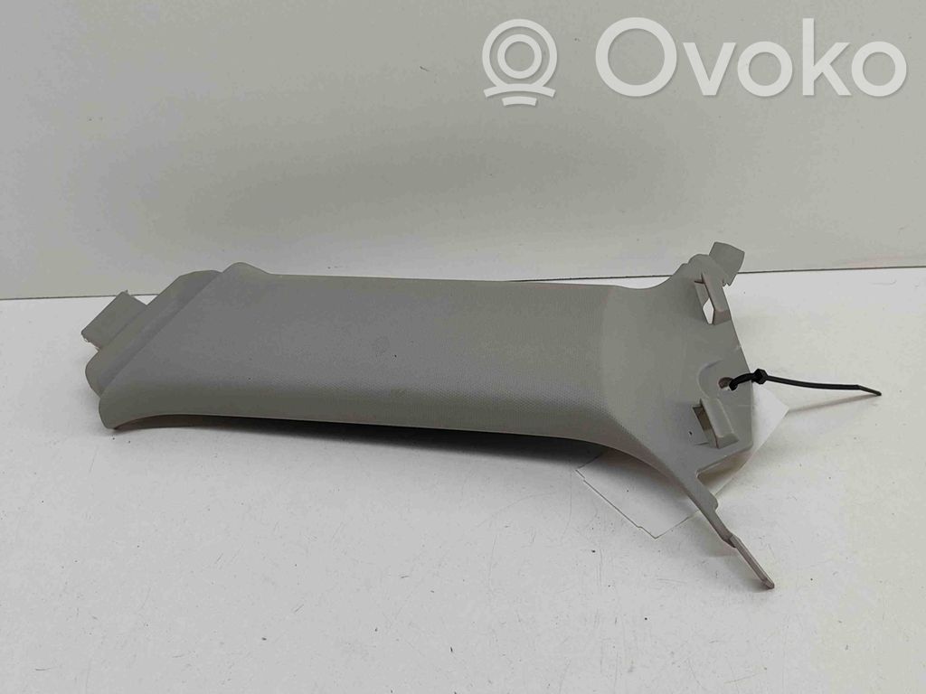 Skoda Enyaq iV Rivestimento montante (C) 